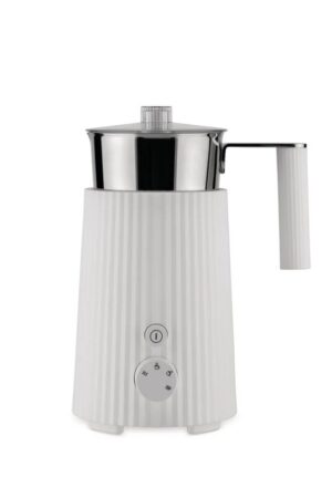 Plissé Electric Kettle